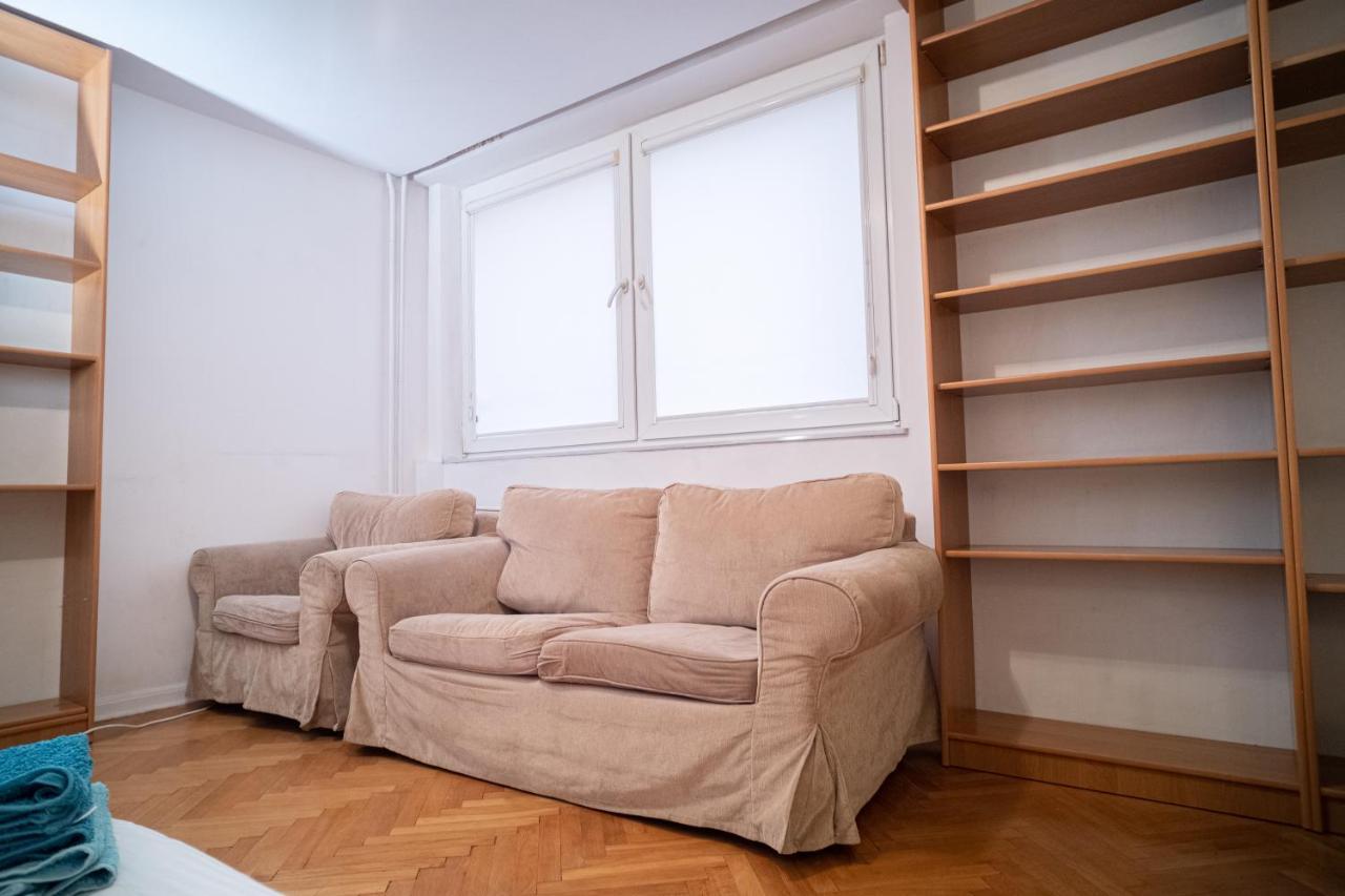 Central Charm Nowiniarska Varsó Kültér fotó